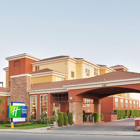 Holiday Inn Express- West Sacramento By Ihg Exterior foto