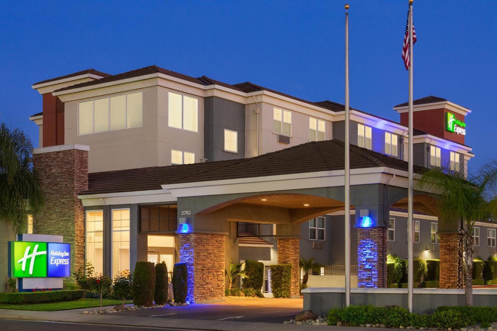 Holiday Inn Express- West Sacramento By Ihg Exterior foto